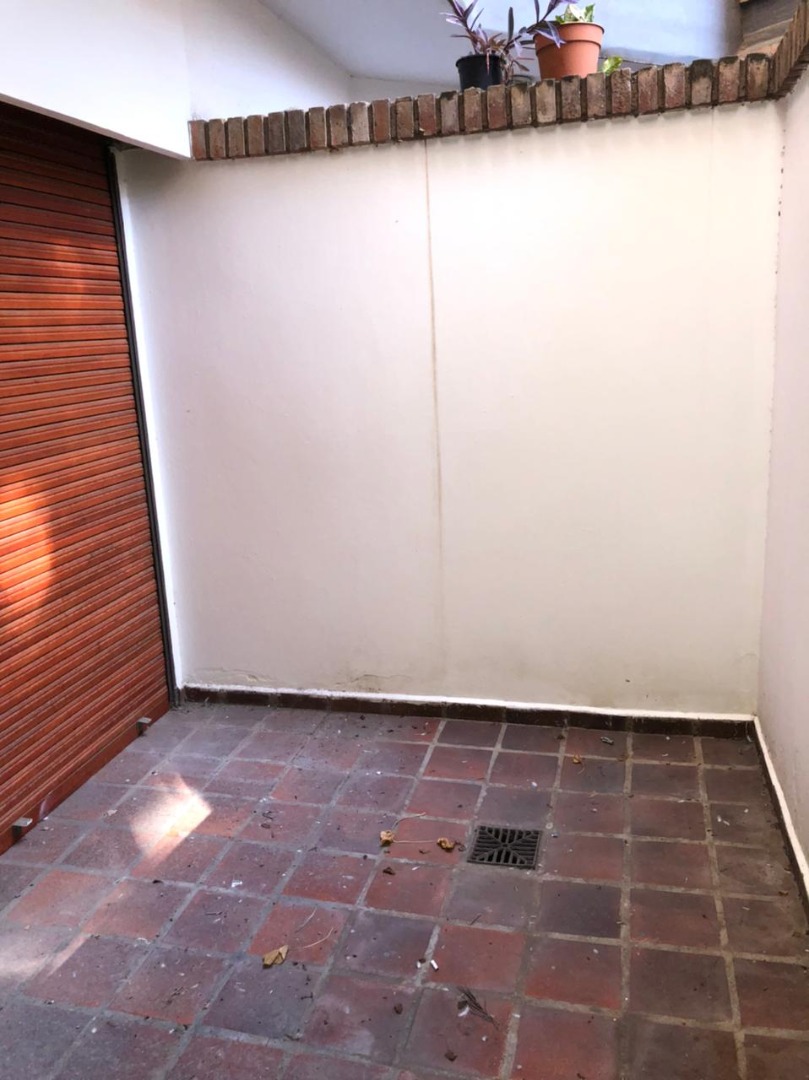 6 PATIO.jpg